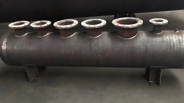 松潘大口径集分水器